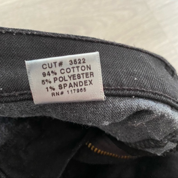 J BRAND Jeans - Shadow Low Rise Pencil Leg - 28 - Picture 9 of 9